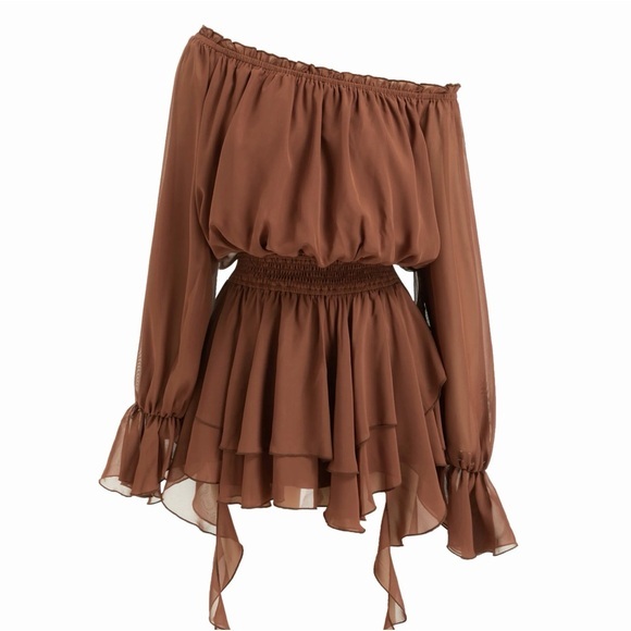 Cider Dresses & Skirts - Cider OFF-SHOULDER LANTERN SLEEVE ASYMMETRICAL RUFFLE HEM MINI DRESS XS
